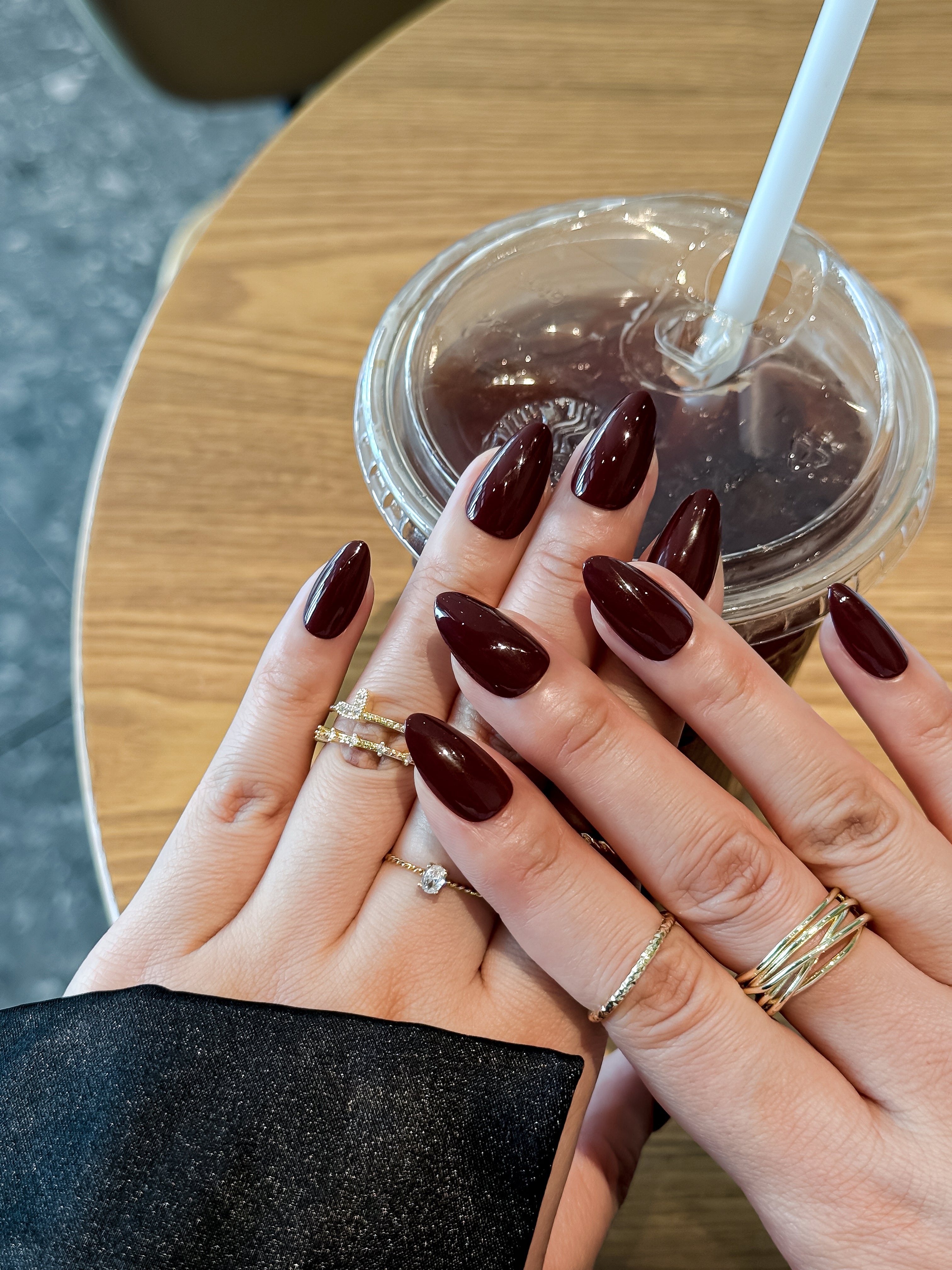Salon Quality Press-on Nails Kit - Short Almond Dark Red