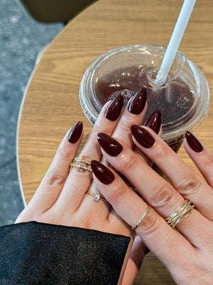 Merlot Noir-Short Almond