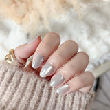 Starlight Beige | Salon Quality Press-on Nails Kit – Short Oval Shimmery Nude Beige